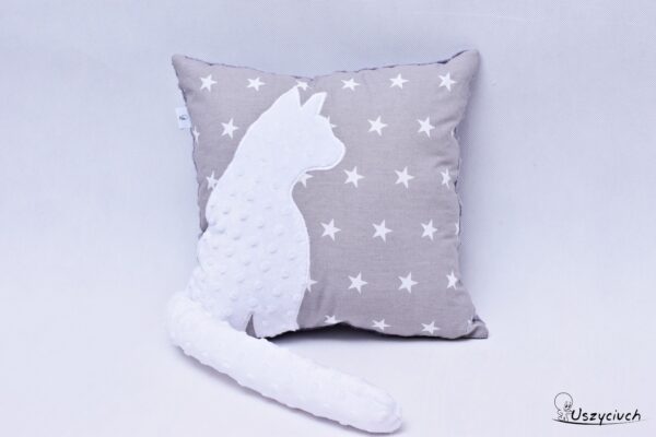 Poduszka z kotem i ogonem 3D biały kot w gwiazdach